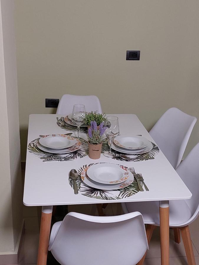 Vila Tafa Apartments 地拉那 外观 照片